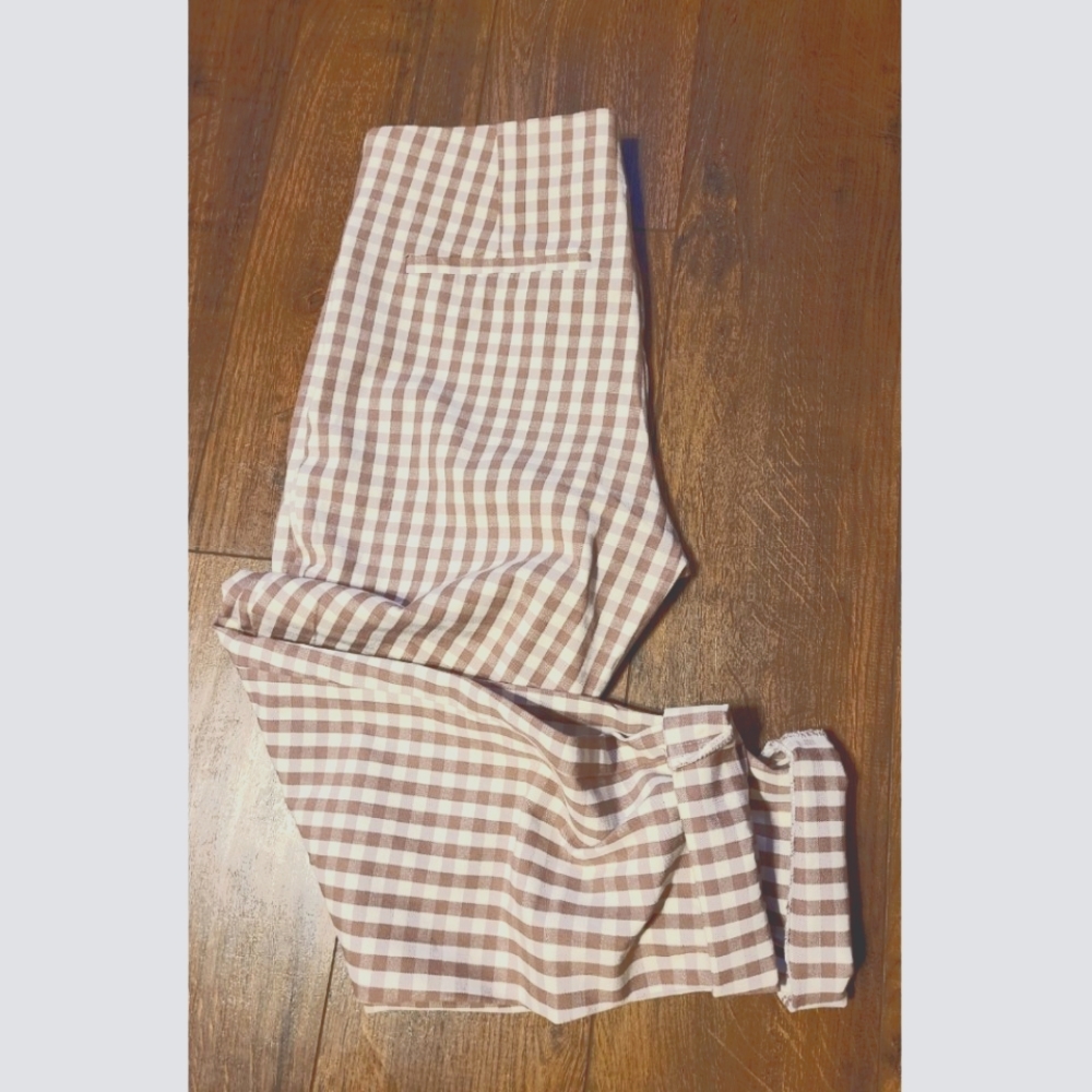 High Rise Pants - Picture 3 of 9